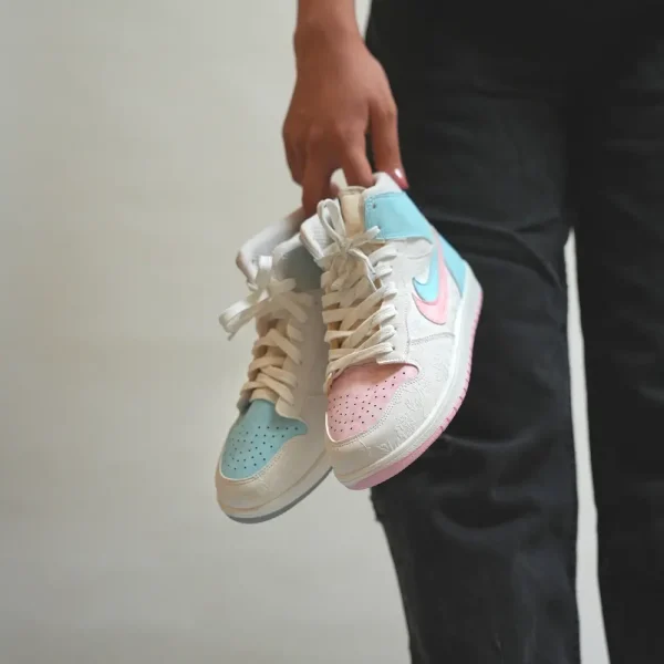 کد 2010 | کتونی طرح ایر ساقدار ساده - Image 3