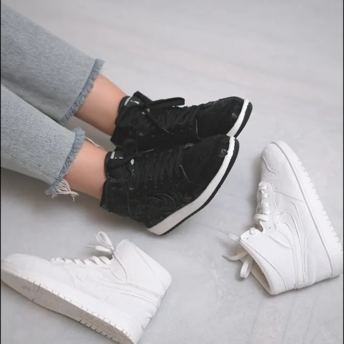 کد 2011 | کتونی طرح ایر ساقدار نگینی - Image 4