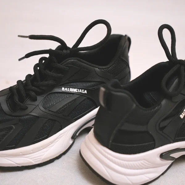 کد 2016 | کتونی رانر مشکی - Image 4