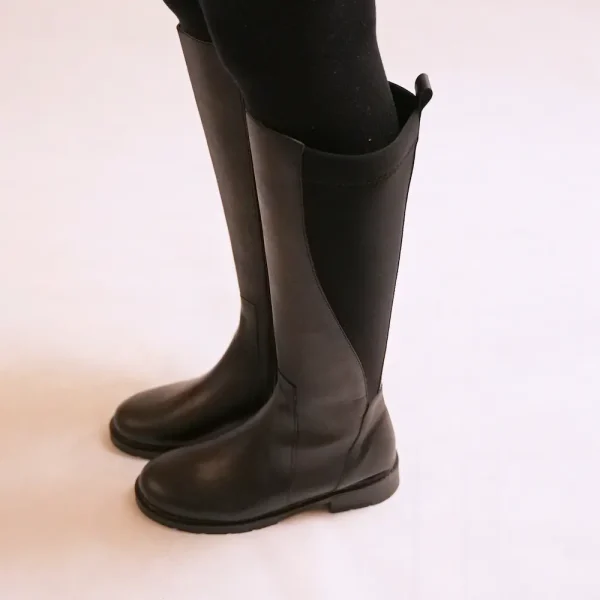 کد 2050 | بوت زنانه چرم و استرج - Image 2